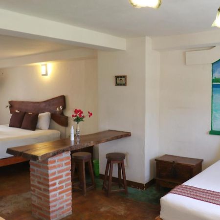 Hostal & Suites Pata De Perro Bacalar Extérieur photo