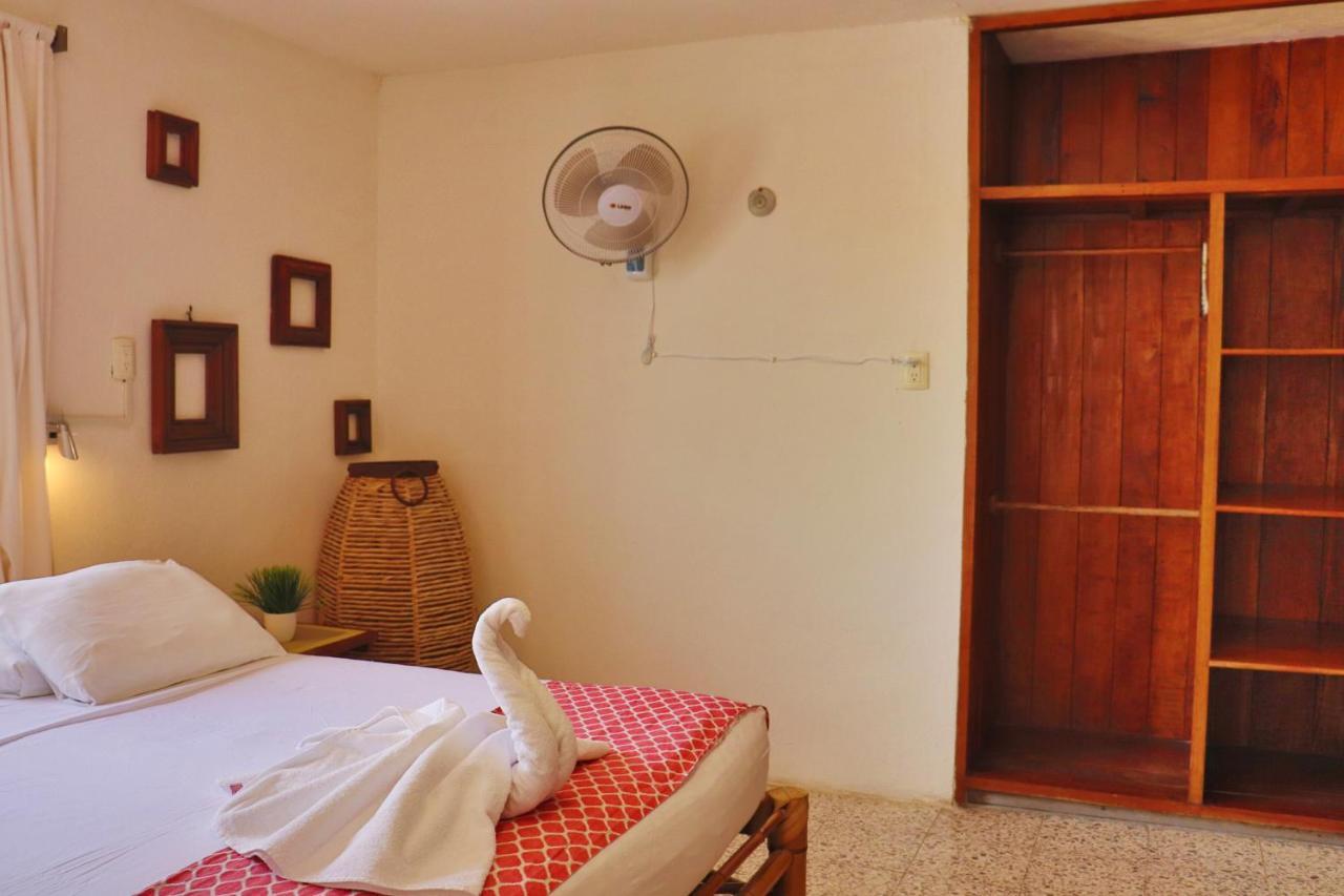 Hostal & Suites Pata De Perro Bacalar Extérieur photo