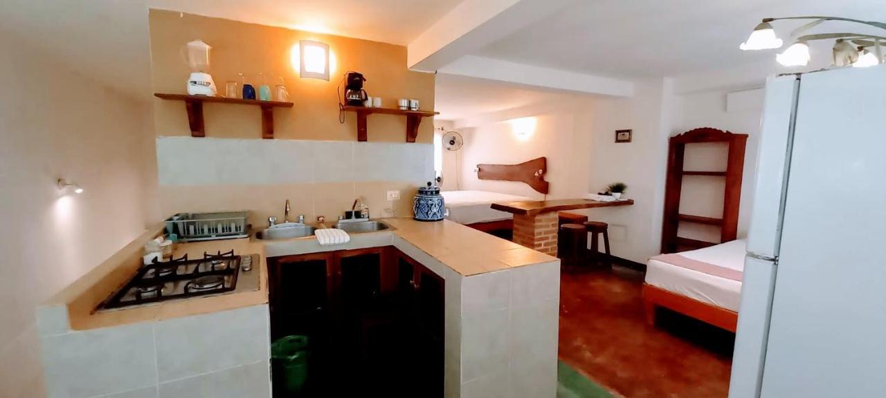 Hostal & Suites Pata De Perro Bacalar Extérieur photo