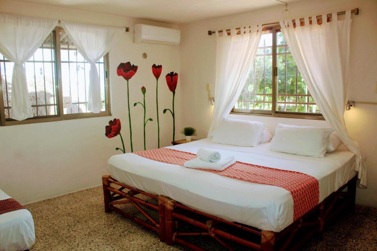 Hostal & Suites Pata De Perro Bacalar Extérieur photo